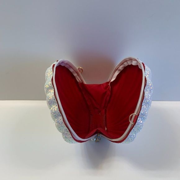 Glam Clam / Sparkle Seashell Crossbody Handbag in Pearl - Picture 7 of 9